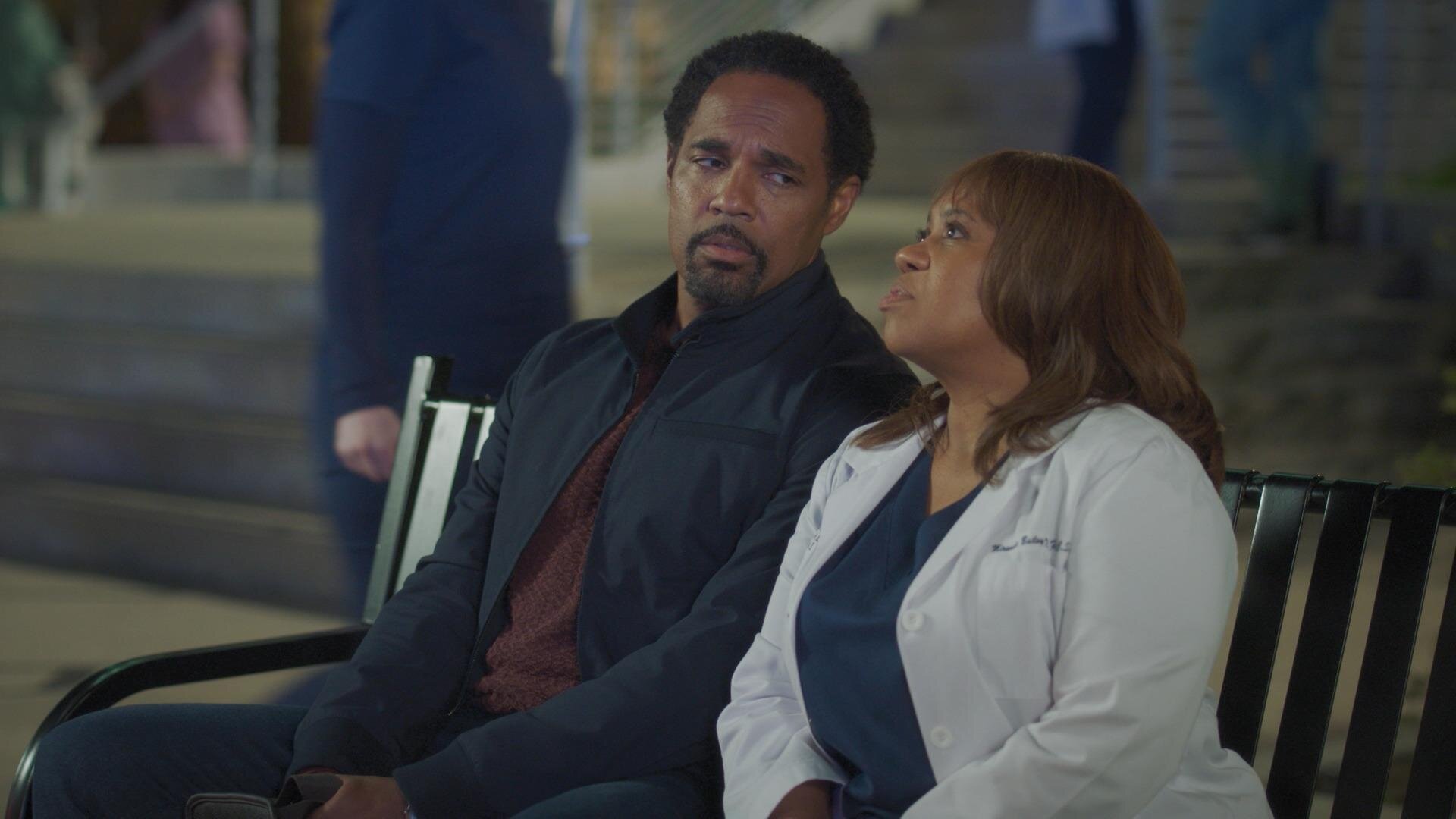 Grey's Anatomy S21E18 How Do I Live