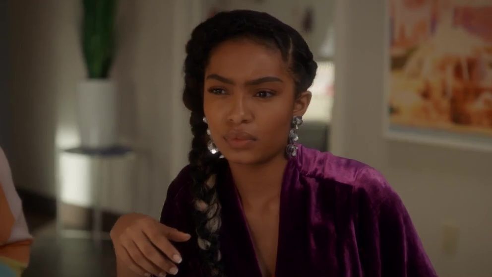 Grown-ish S2E14 Can't Knock the Hustle
