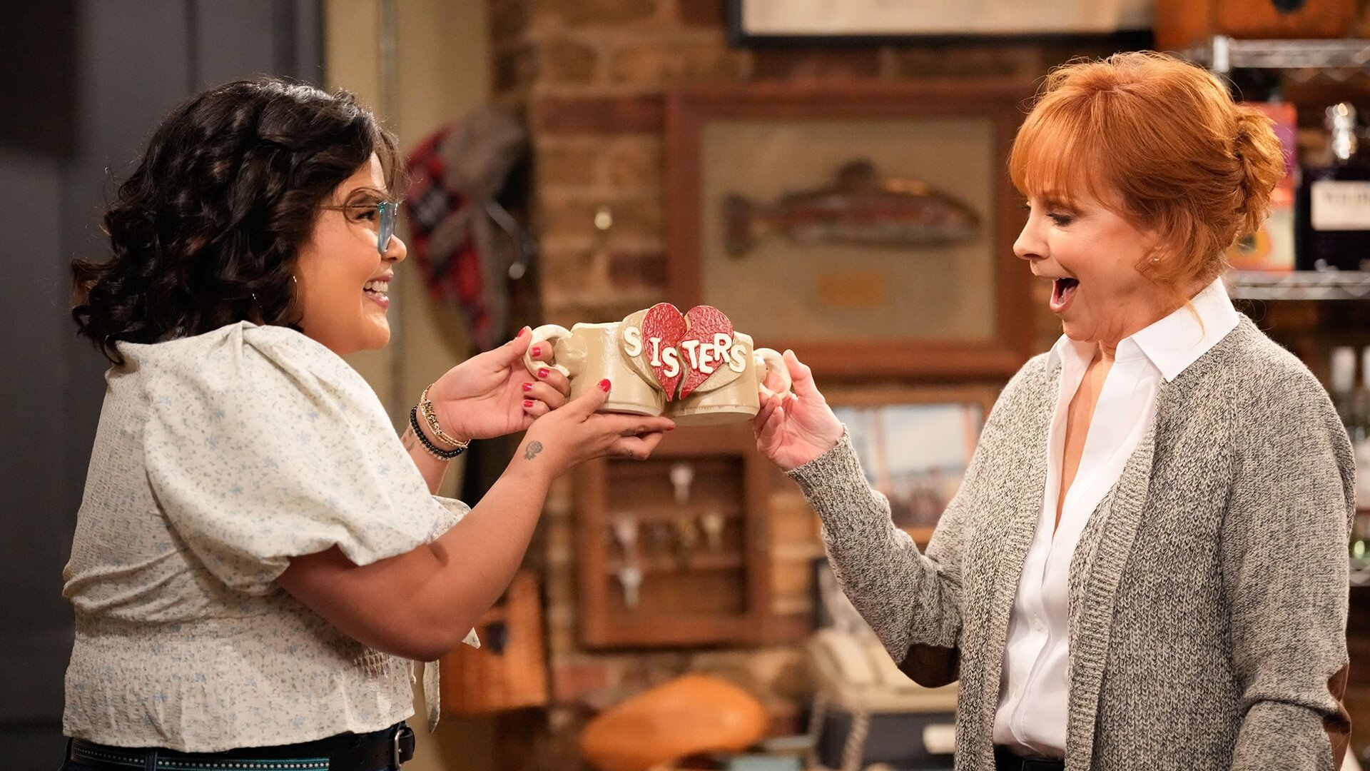 Happy's Place S1E15 Sisters Ink