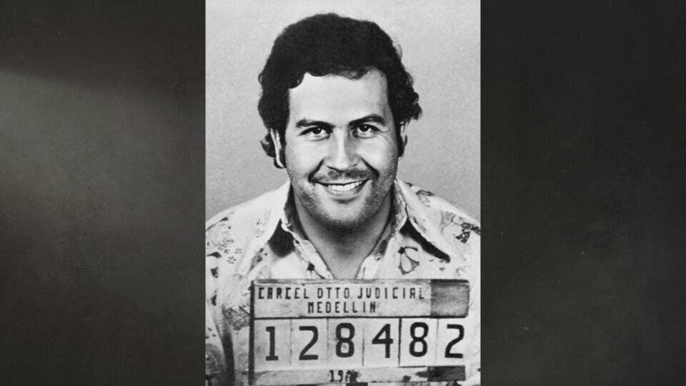 History's Greatest Mysteries S6E6 The Death and Fortune of Pablo Escobar