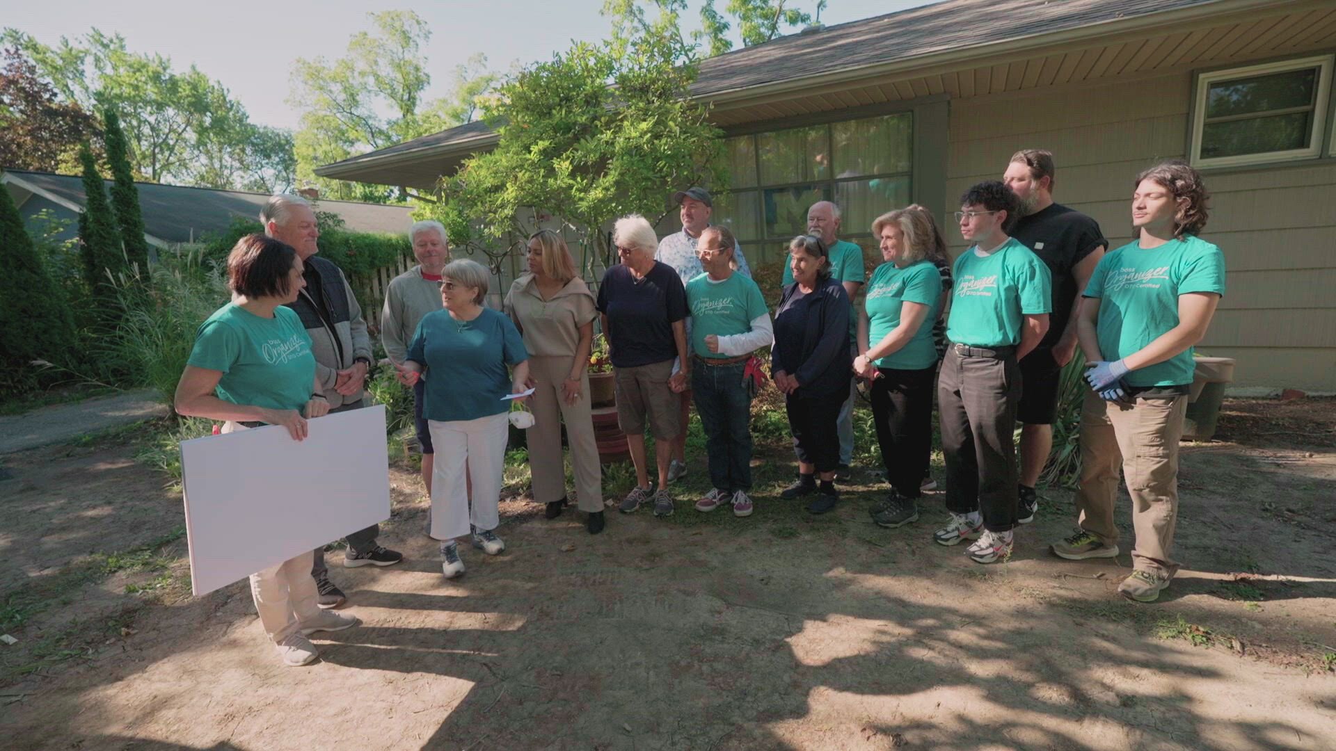 Hoarders S16E5 Mary Lynn