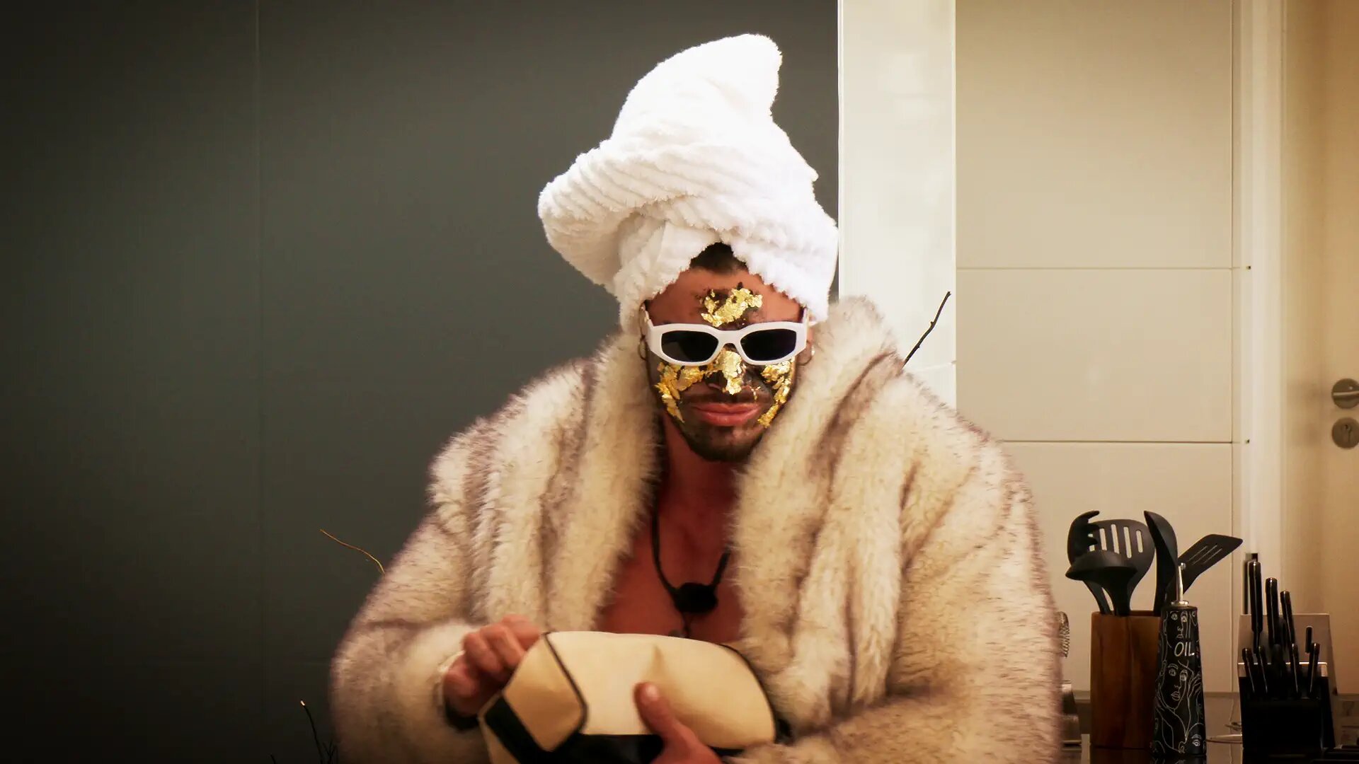 Holiday Crush S1E6 Si esce insieme?