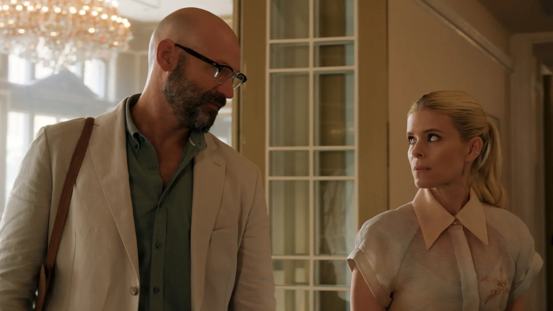 Imperfect Women S1E5 Louise