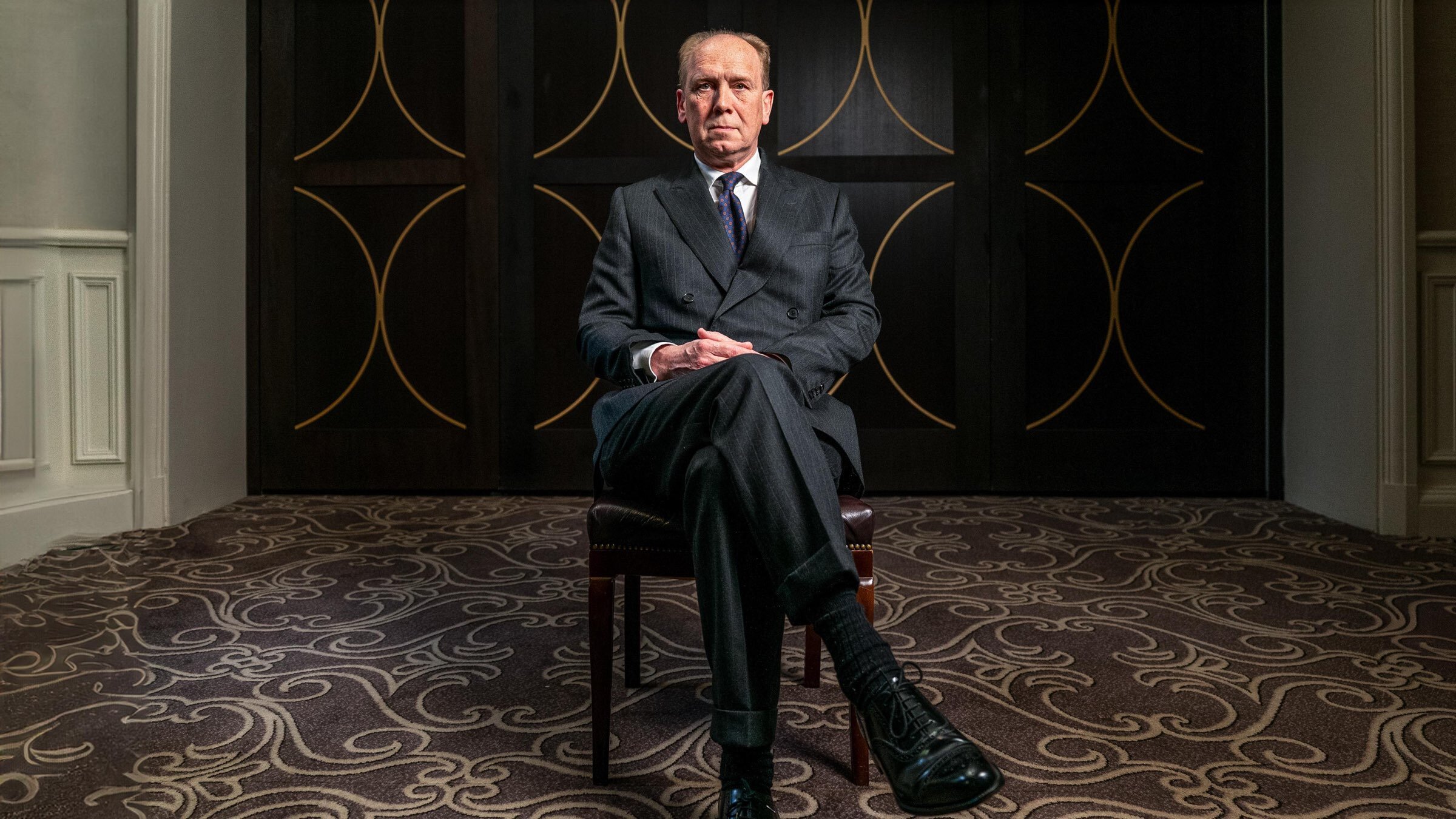 Inside the Arrest S1E2 Protecting Holly