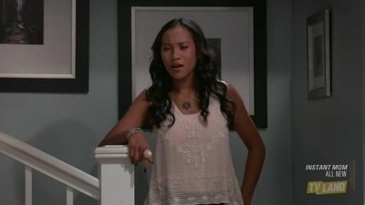 Instant Mom S3E25 Gone Batty