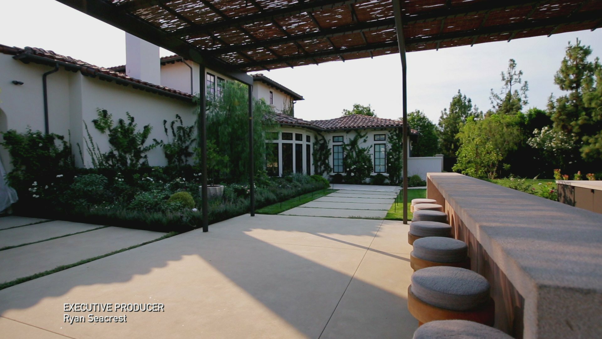 Keeping Up with the Kardashians S19E6 Things Fall Apart: Covid-19