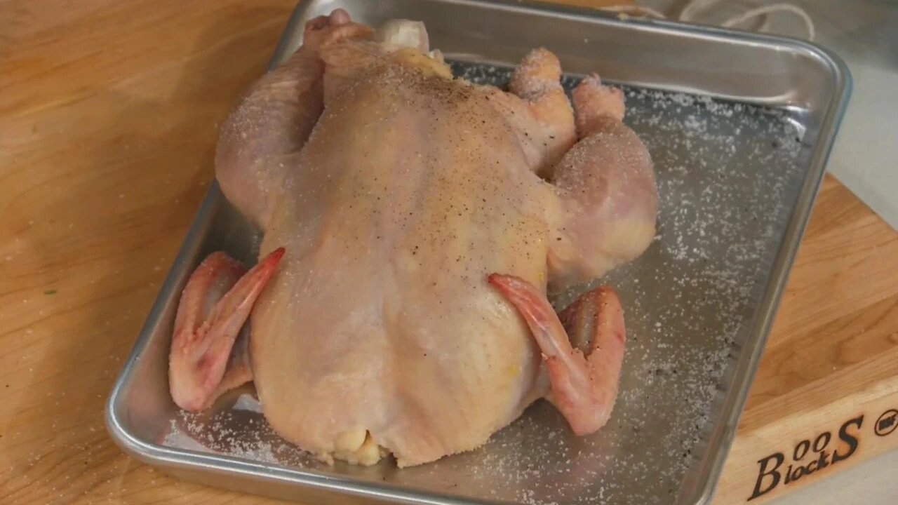 Kitchen Boss S1E7 Go-To Dishes