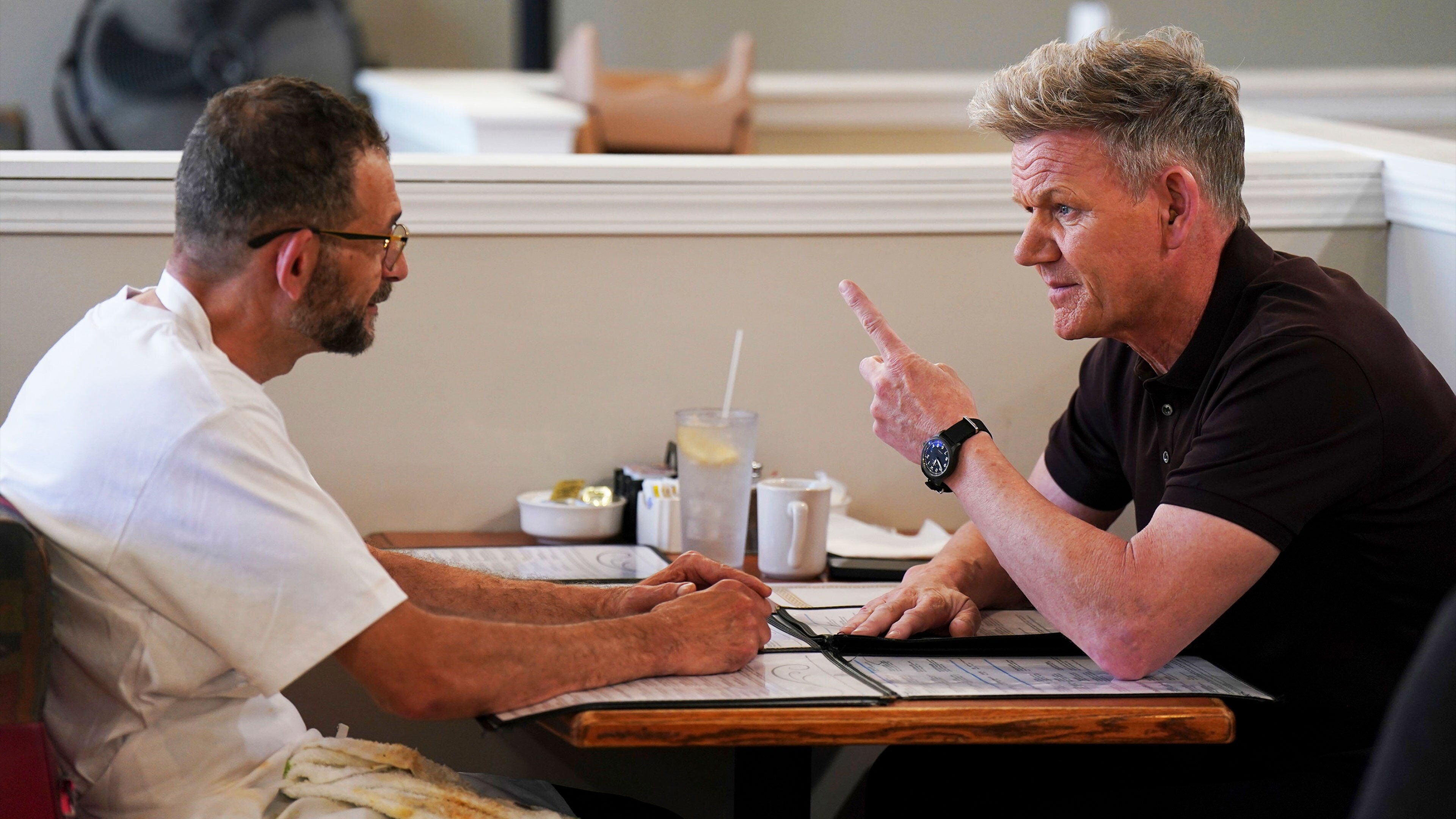 Kitchen Nightmares S10E9 Lyla's Family Restaurant Part 1