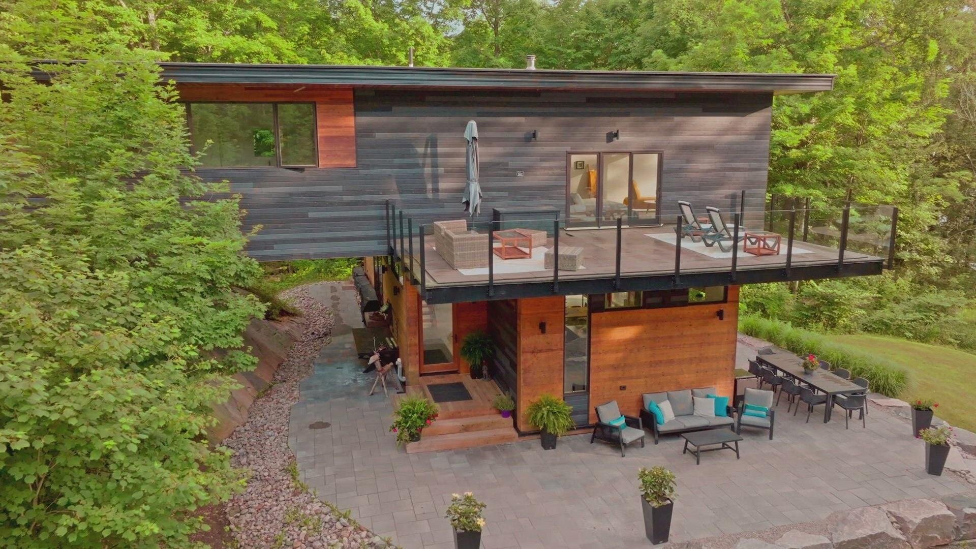 Lakefront Luxury S5E13 David & Maxine