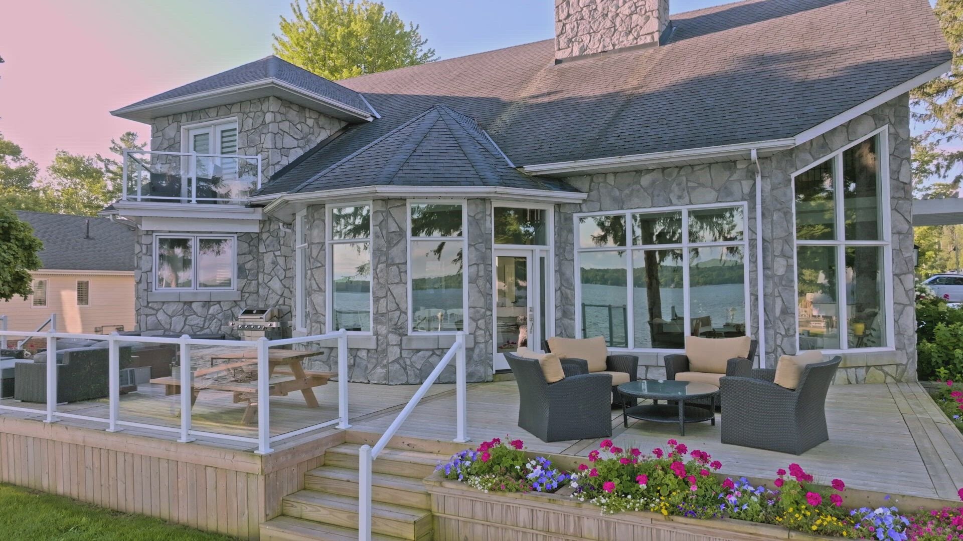 Lakefront Luxury S5E15 Basil & Belinda