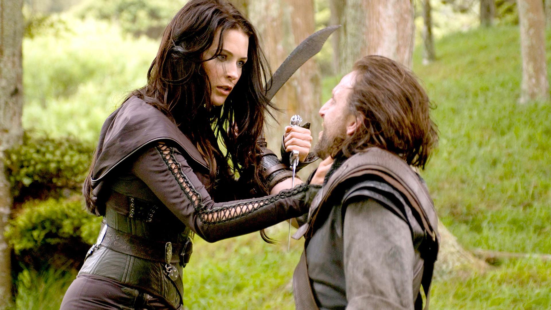 Legend of the Seeker S2E11 Torn