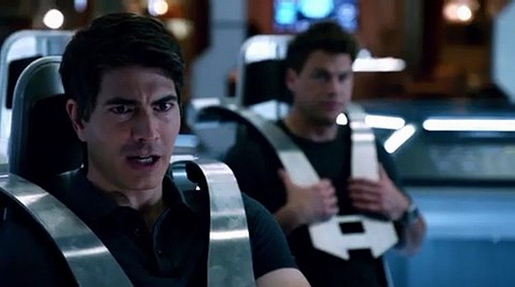 Legends of Tomorrow S3E1 Aruba-Con