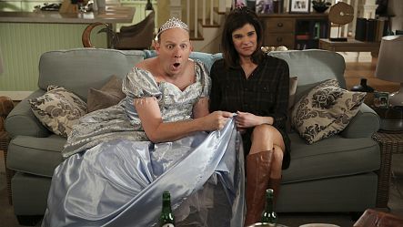 Life in Pieces S1E21 Cinderella Fantasy Prom Dougie