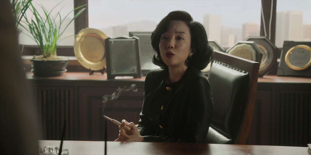 Low Life S1E3 Outlaws of the Sea