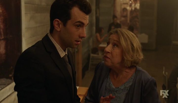 Man Seeking Woman S3E9 Cake