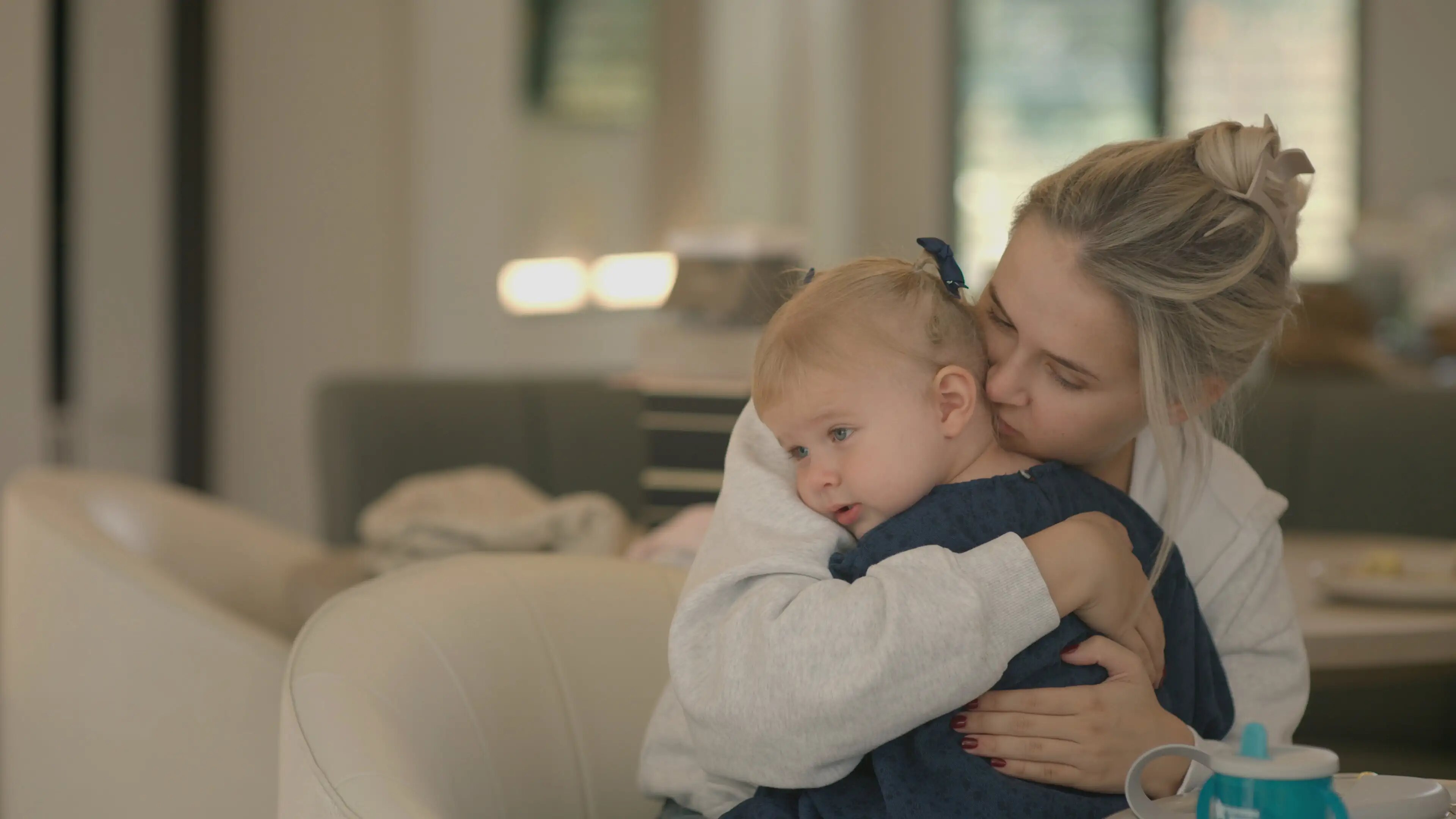 Molly Mae: Behind It All S1E1 1