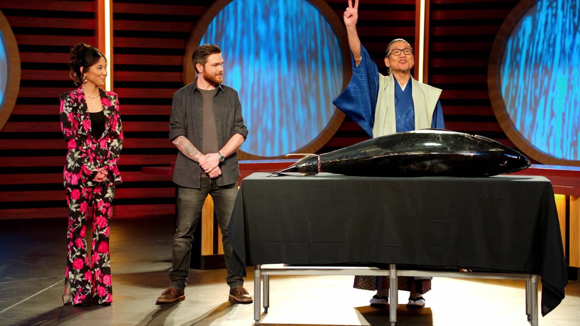 Morimoto's Sushi Master S2E1 Knives Out