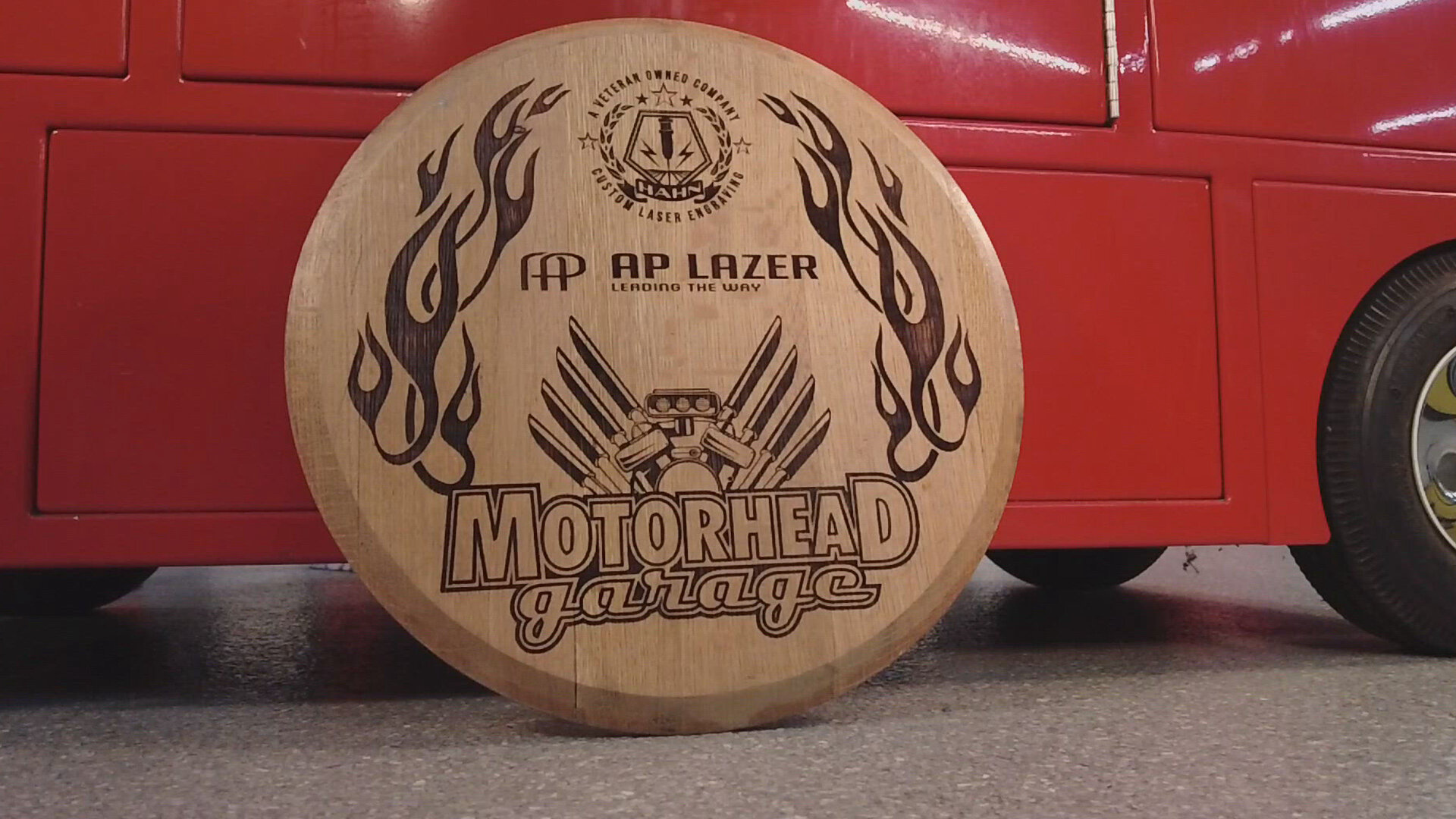 Motorhead Garage S13E36 A Revolution in Laser Tech, John Gardner Gets Technical