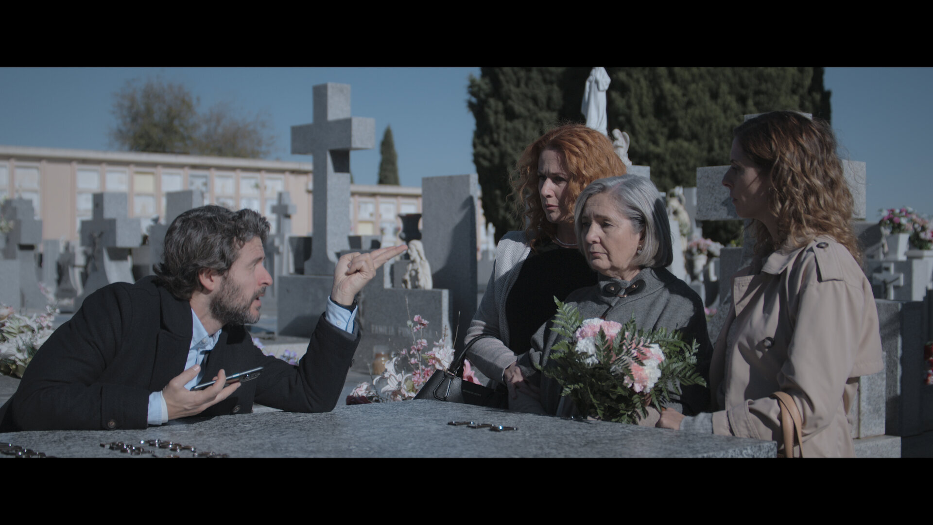 Muertos S.L. S1E6 Episodio 6