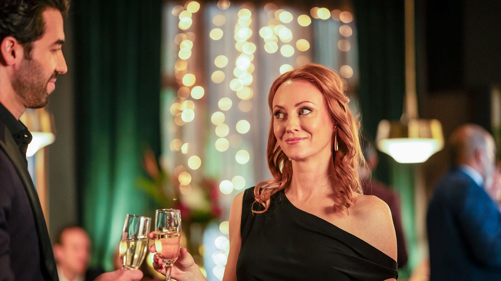 Murder in a Small Town S2E7 This, That, and the Other Thing