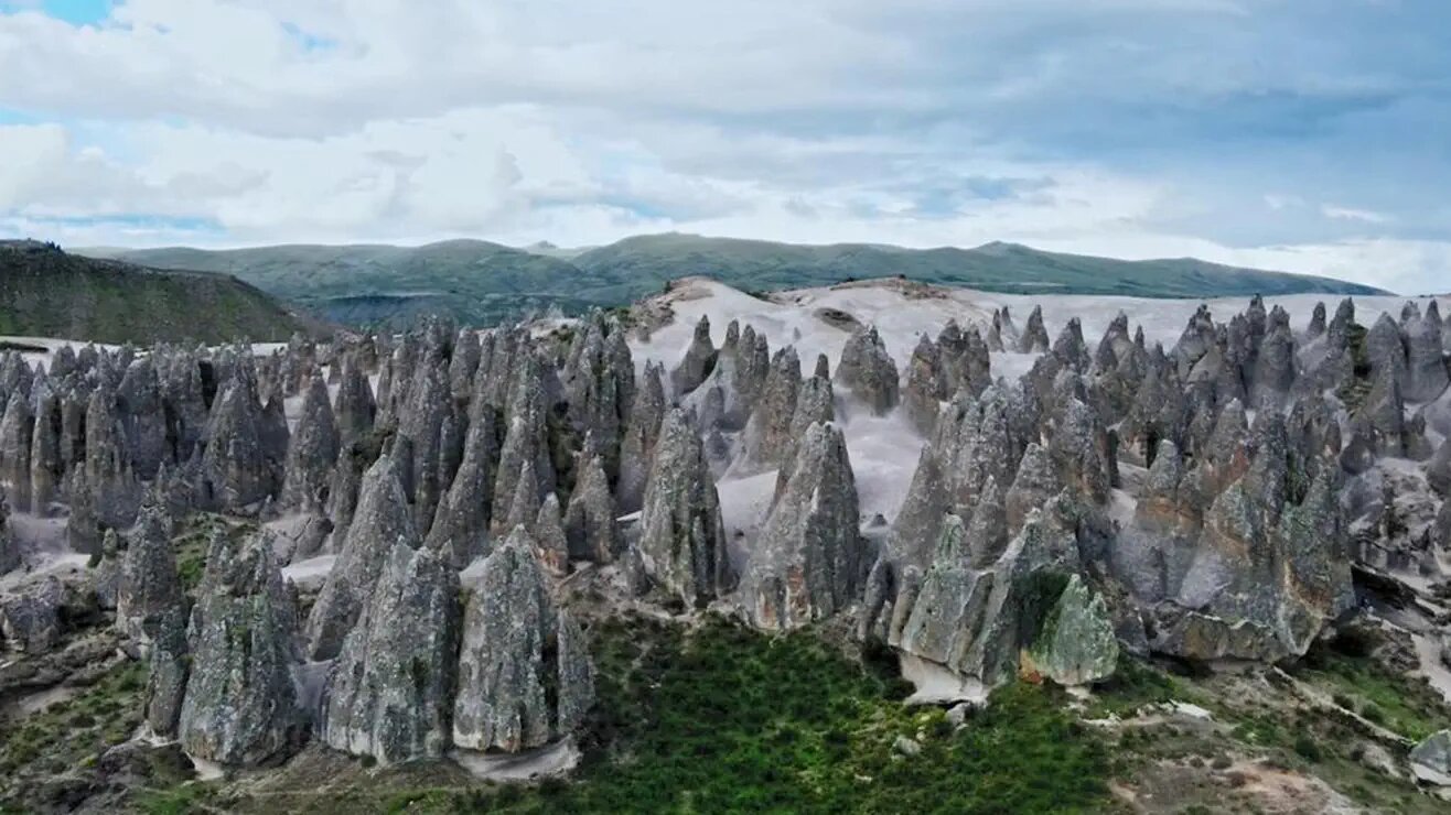 Mysteries from Above S3E9 Stone Cold Mysteries