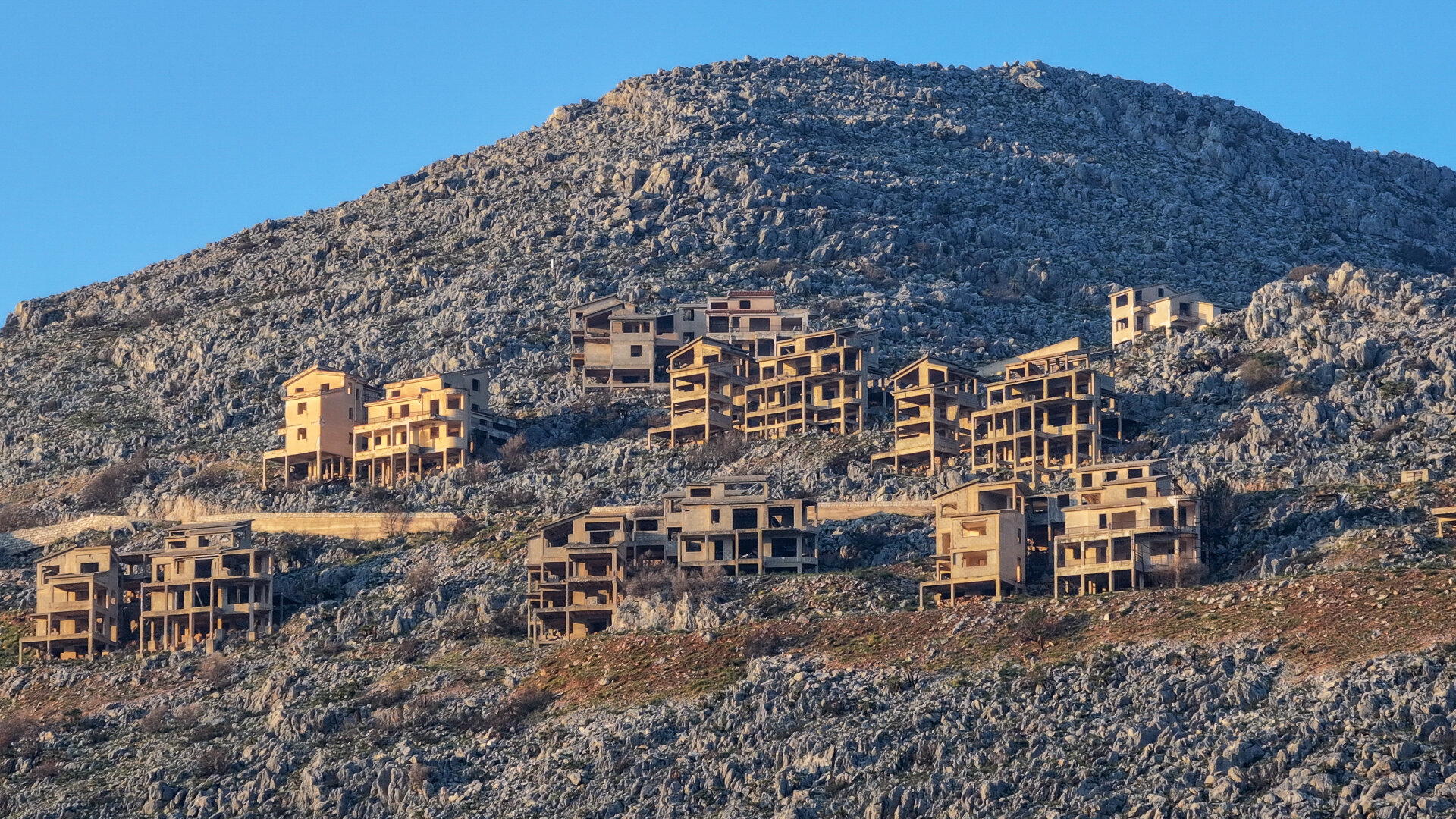 Mysteries of the Abandoned S12E4 Ghost Town in Palermo
