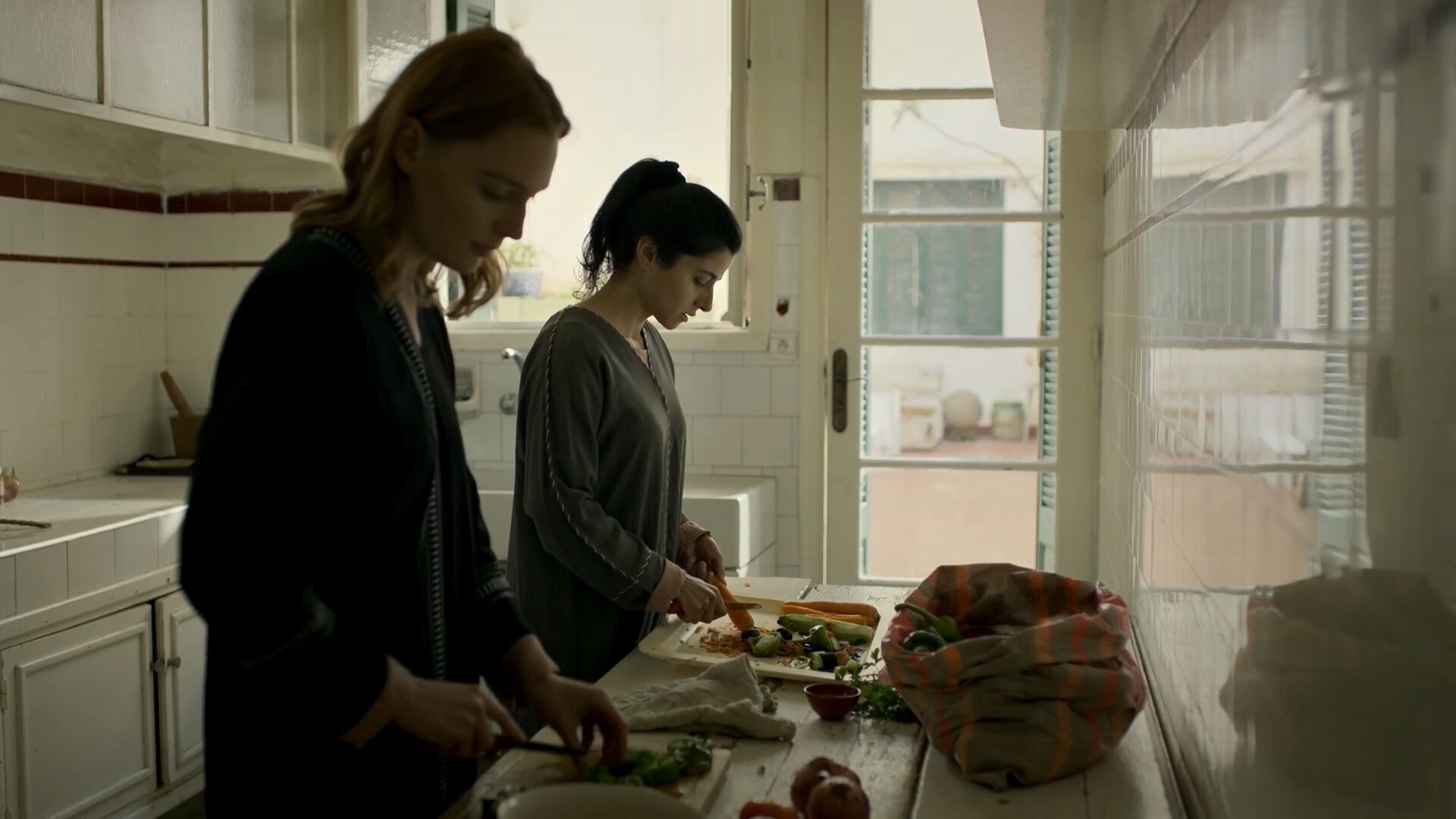 No Man's Land S2E6 Episode 6