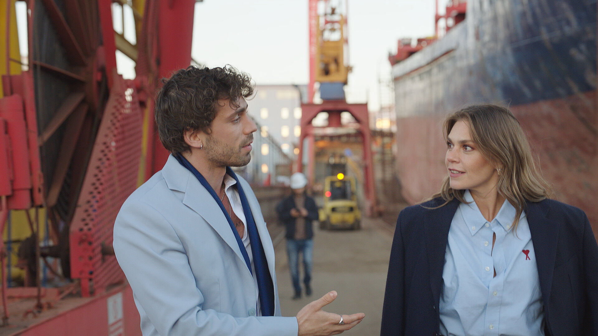 Old Money S1E1 1. Bölüm