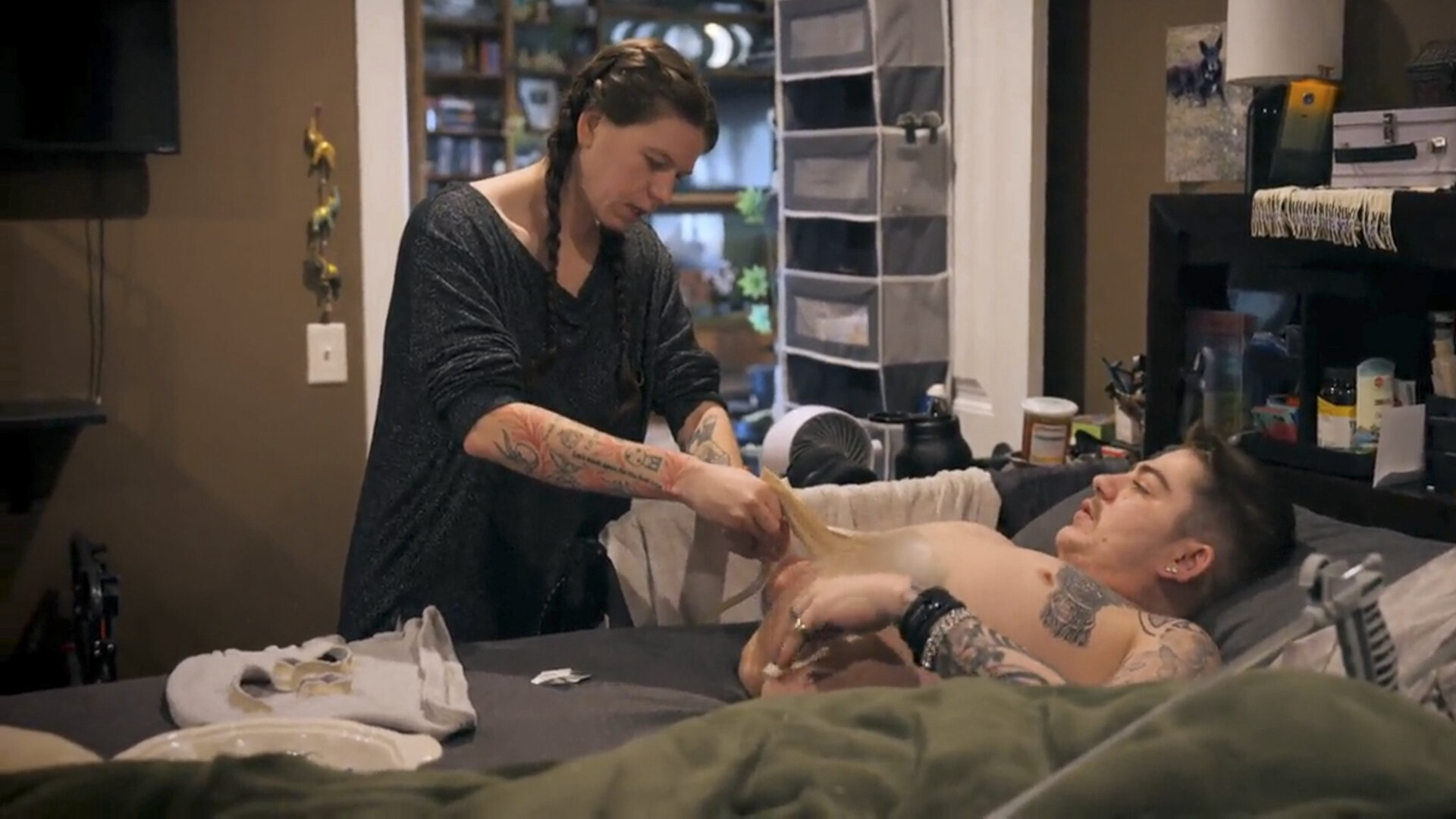 One Day in My Body S1E1 Half Man/Half Incredible