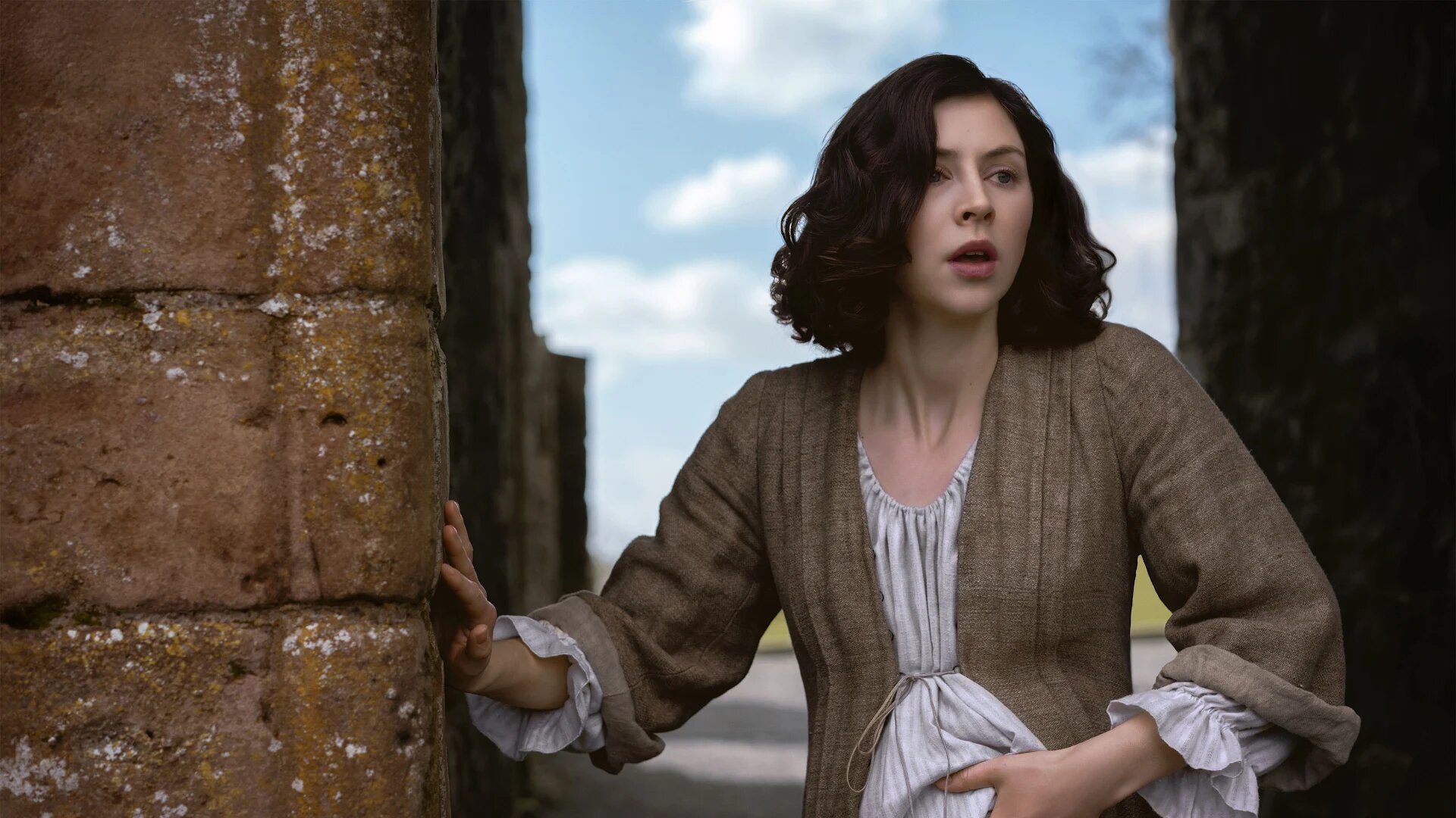 Outlander: Blood of My Blood S1E6 Birthright