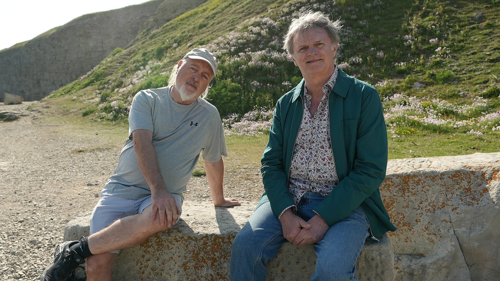 Perfect Pub Walks with Bill Bailey S1E3 The Jurassic Coast