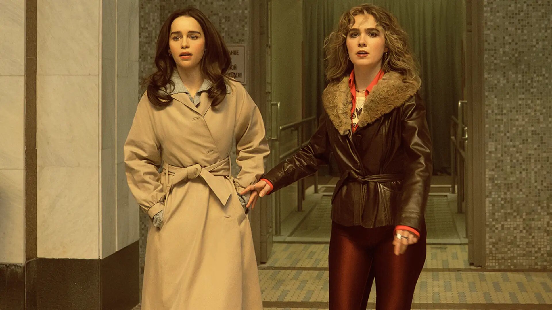 Ponies S1E2 Hanging on the Telephone