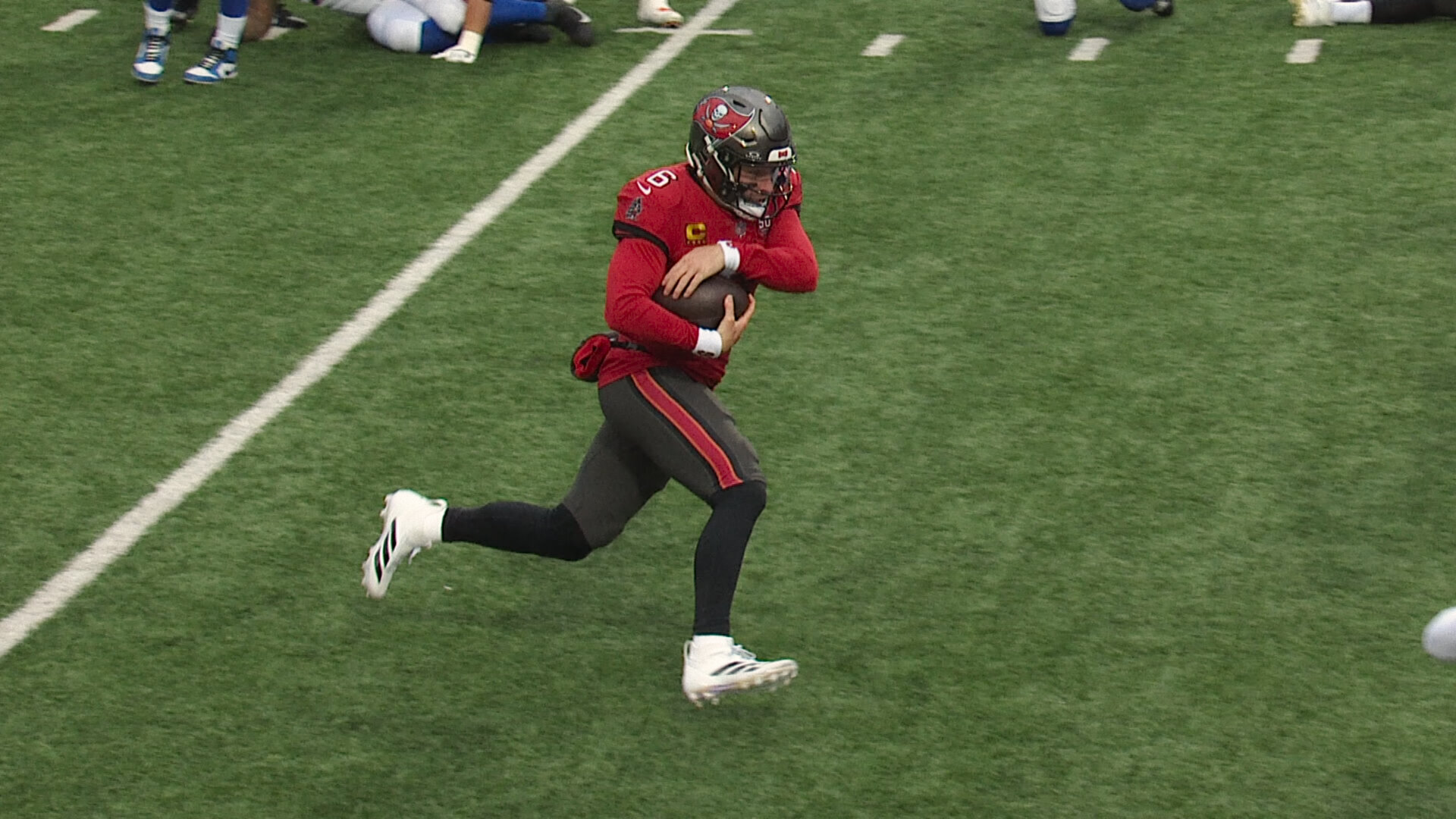 Quarterback S3E5 Running Out of Time