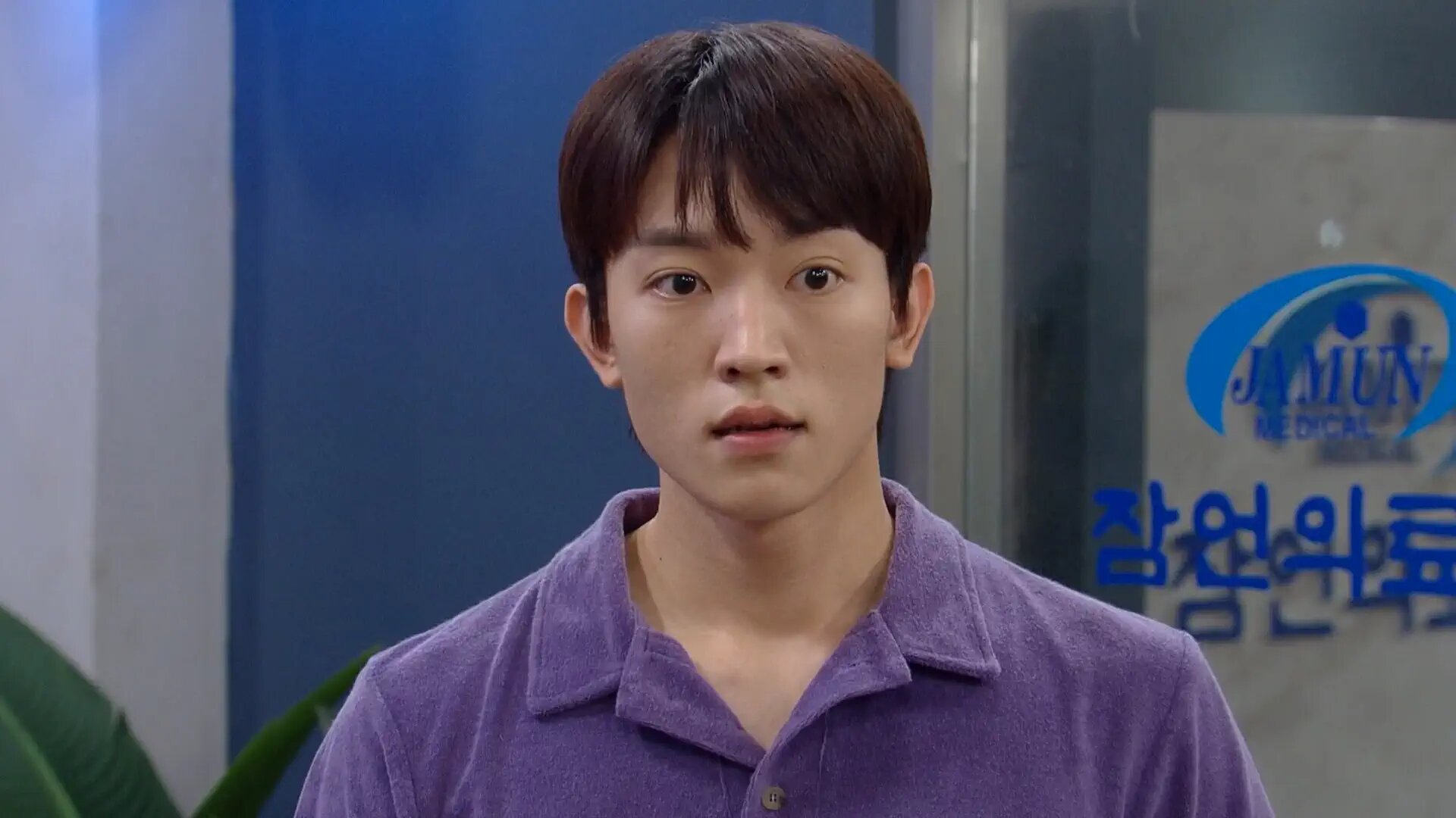 Queen's House S1E55 Episode 55