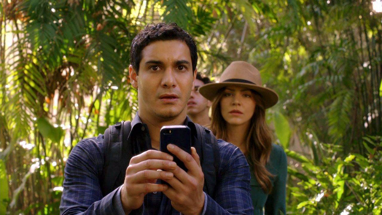 Scorpion S3E19 Monkey See, Monkey Poo