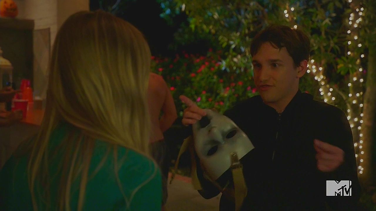 Scream: The TV Series S1E10 Revelations