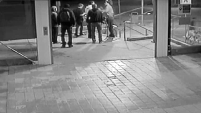 See No Evil S5E16 The Man in the Red Jacket