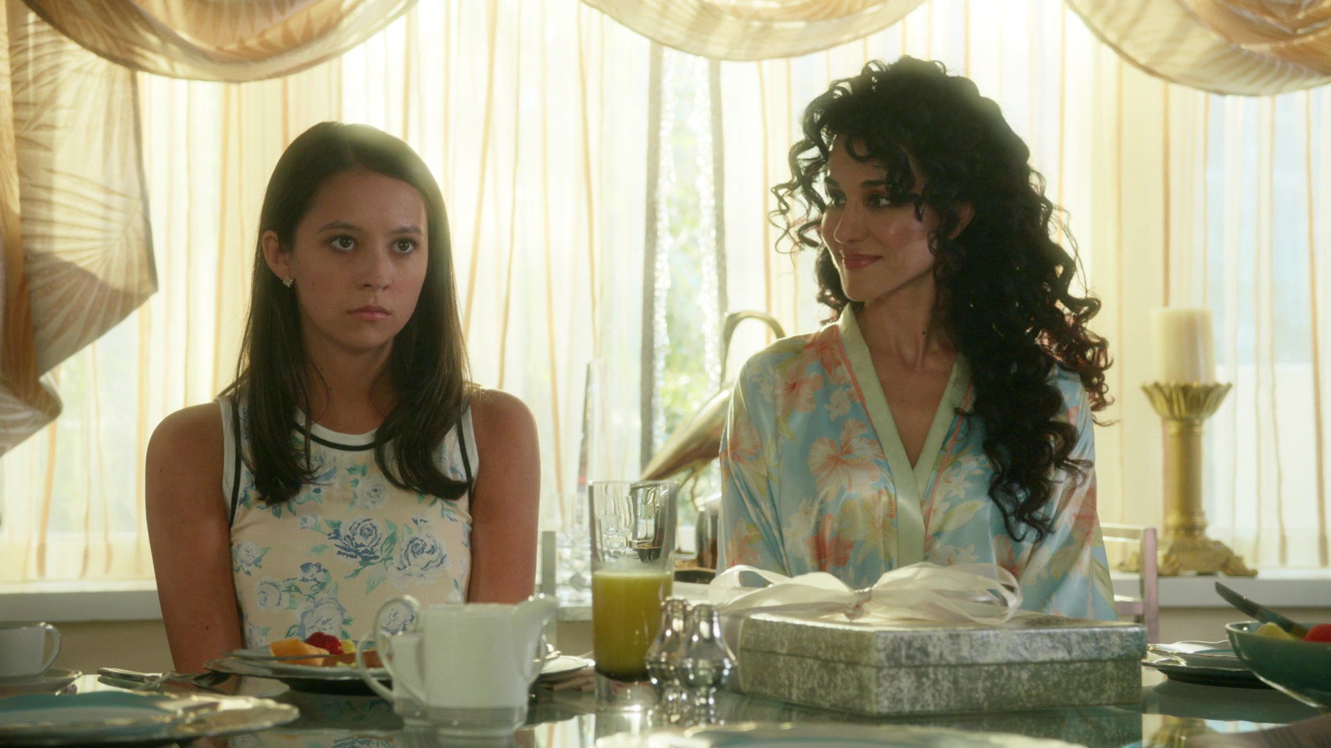 Shut Eye S2E4 Are You Listening?