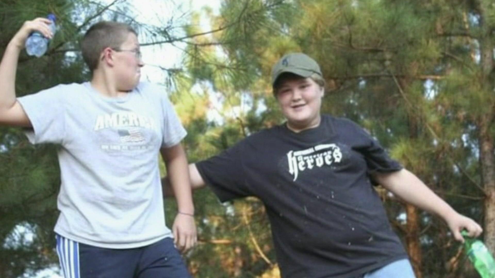 Snapped S35E9 Sierra Jane Inscoe