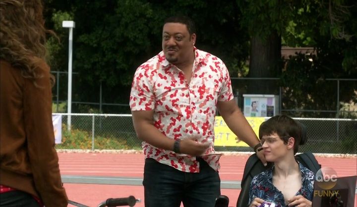 Speechless S1E2 N-e-- New A-i-- Aide