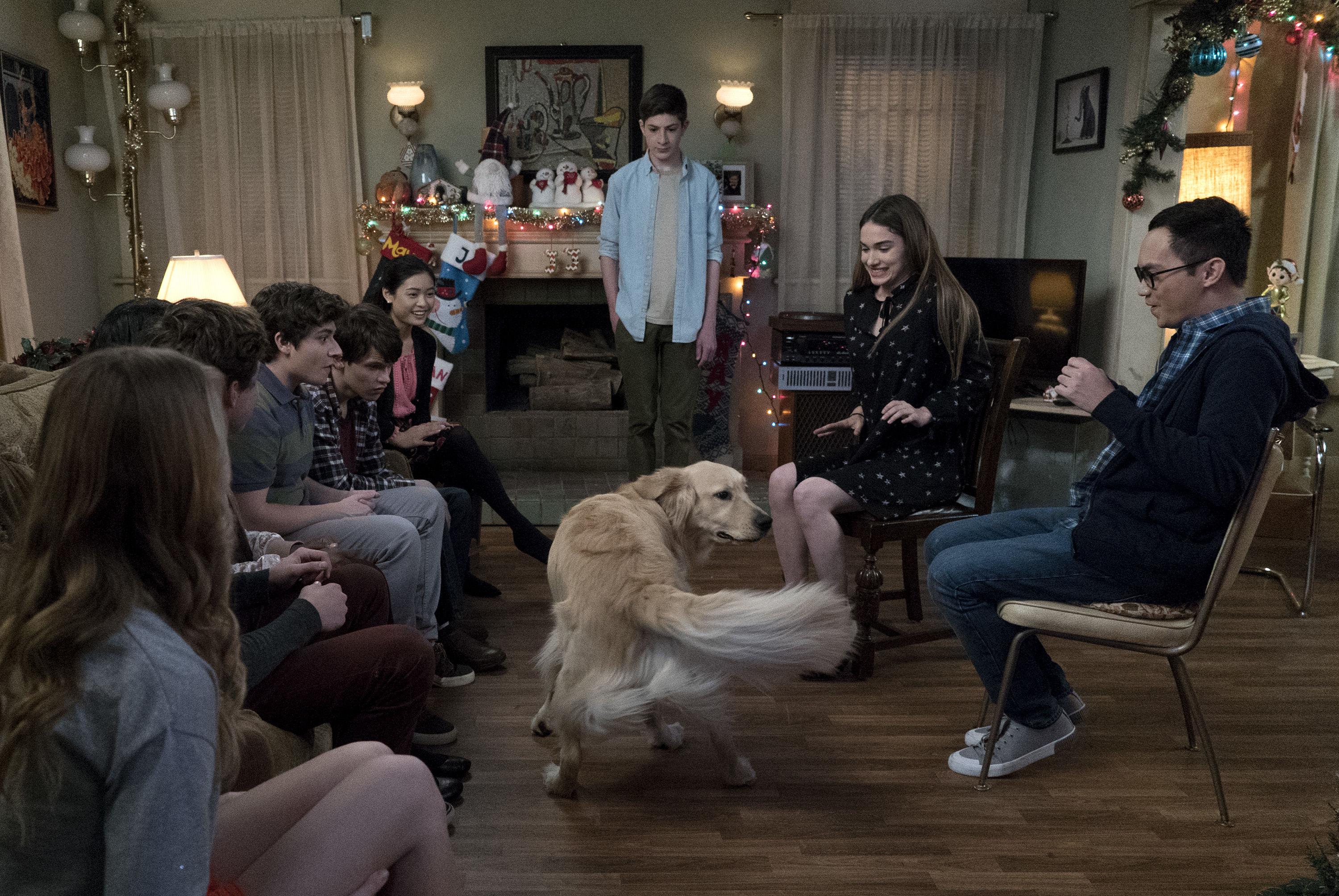 Speechless S2E11 N-e-- New Y-- Year's E-- Eve
