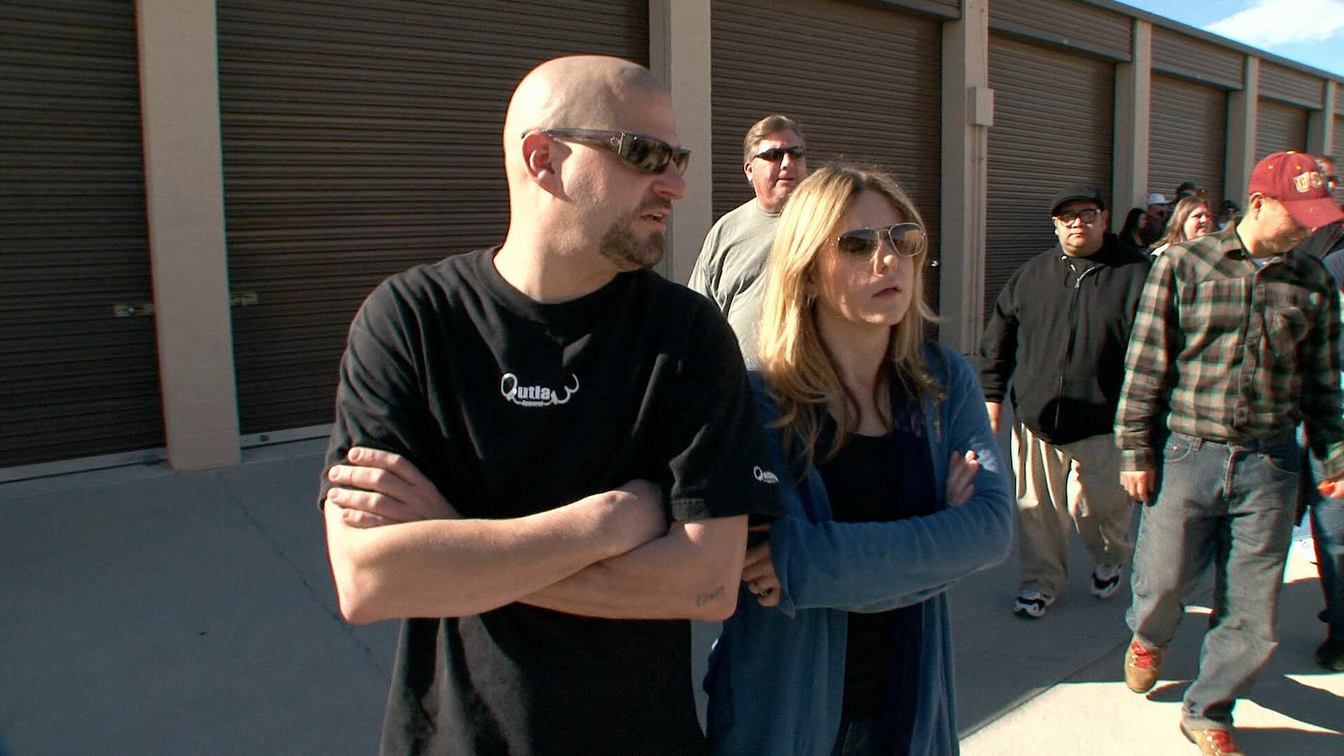 Storage Wars S1E13 Young with the Gun