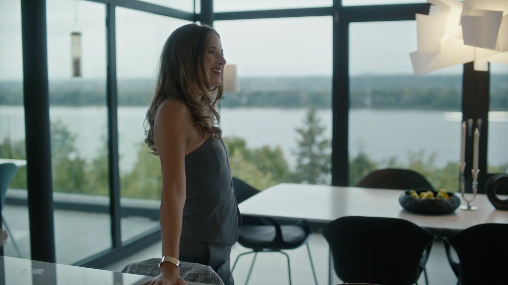 SurrealEstate S3E1 Buckaroo