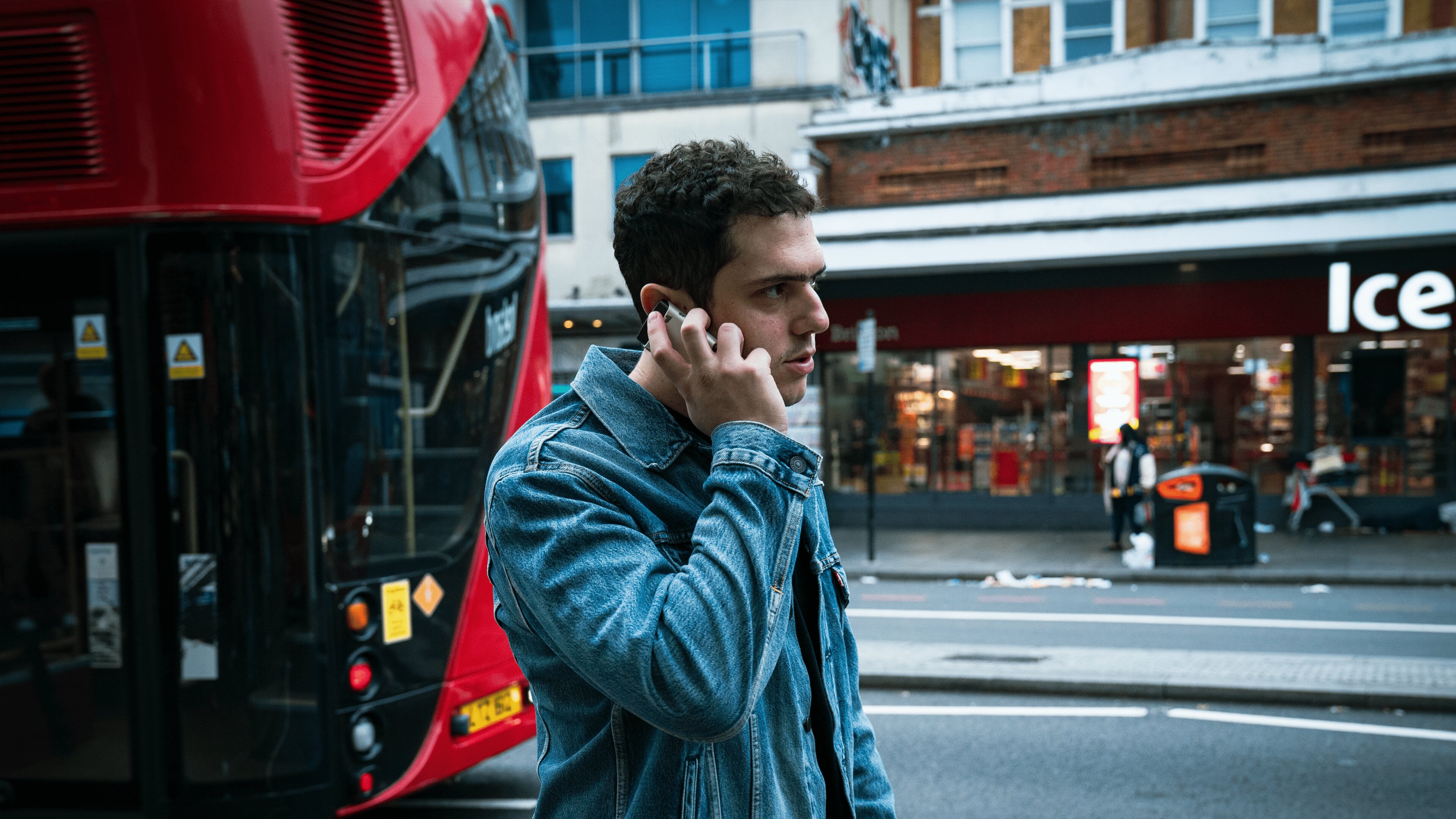 Suspect: The Shooting of Jean Charles de Menezes S1E1 The Terror