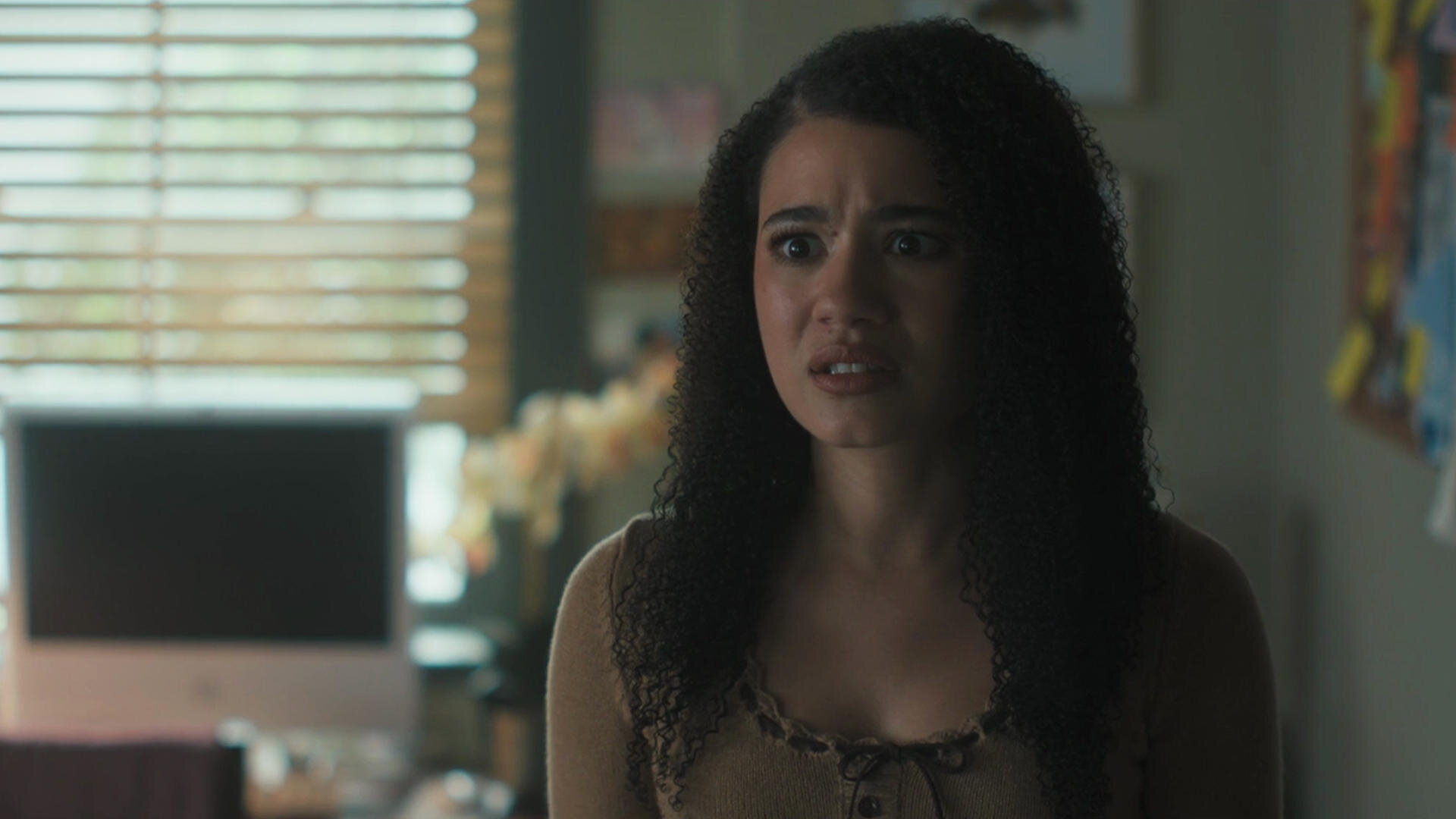 Tell Me Lies S3E4 Fix Me Up, Girl