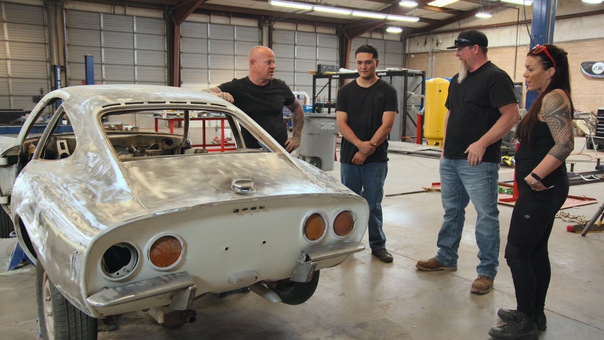 Tex Mex Motors S1E1 The Opel and the Bug