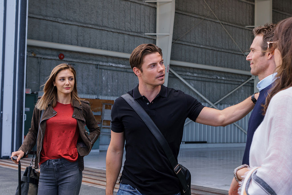 The Arrangement S1E1 Pilot