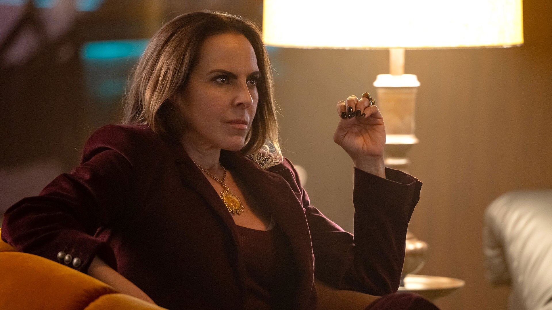 The Cleaning Lady S4E8 I Heard it Through the Grapevine