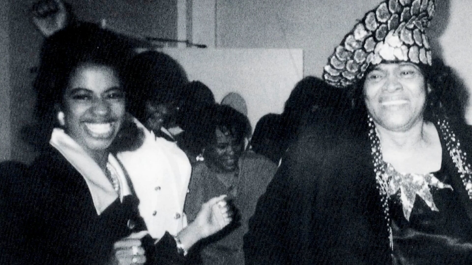 The Cult of the Real Housewife S1E1 