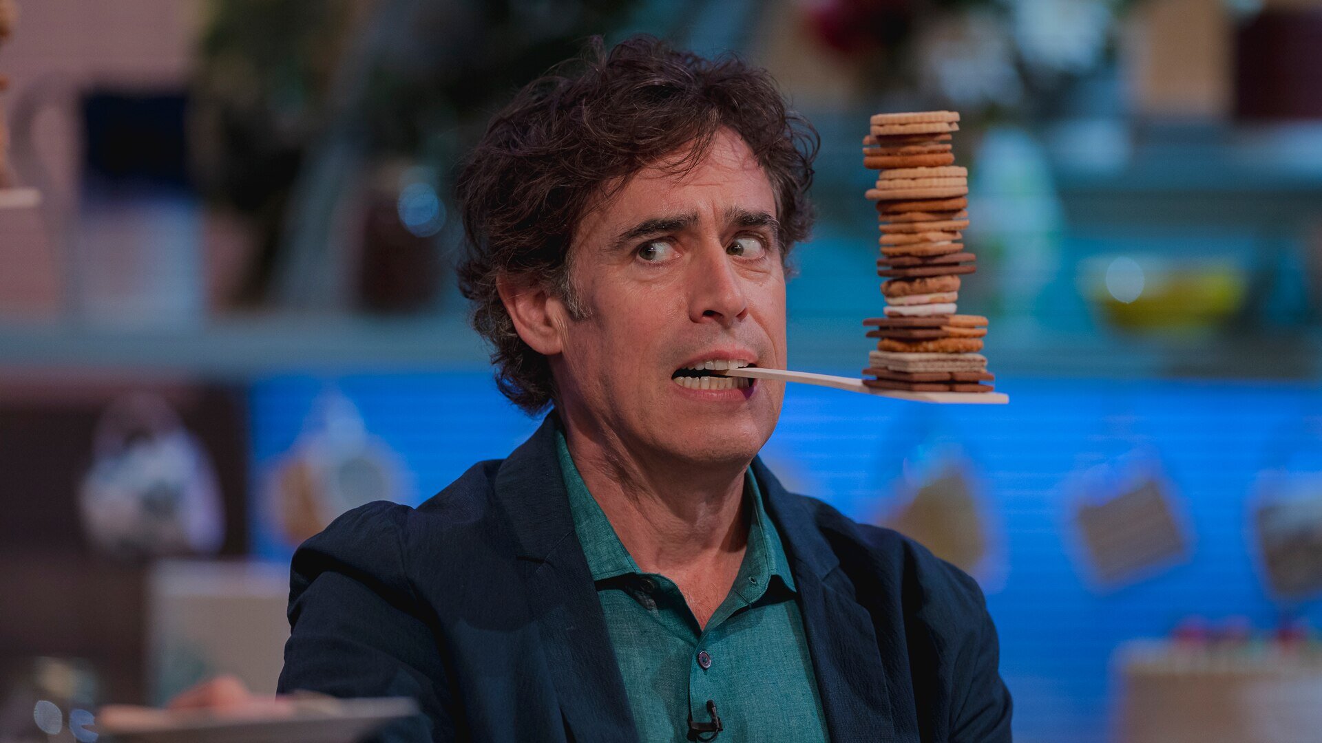 The Great British Bake Off: An Extra Slice S12E2 Episode 2